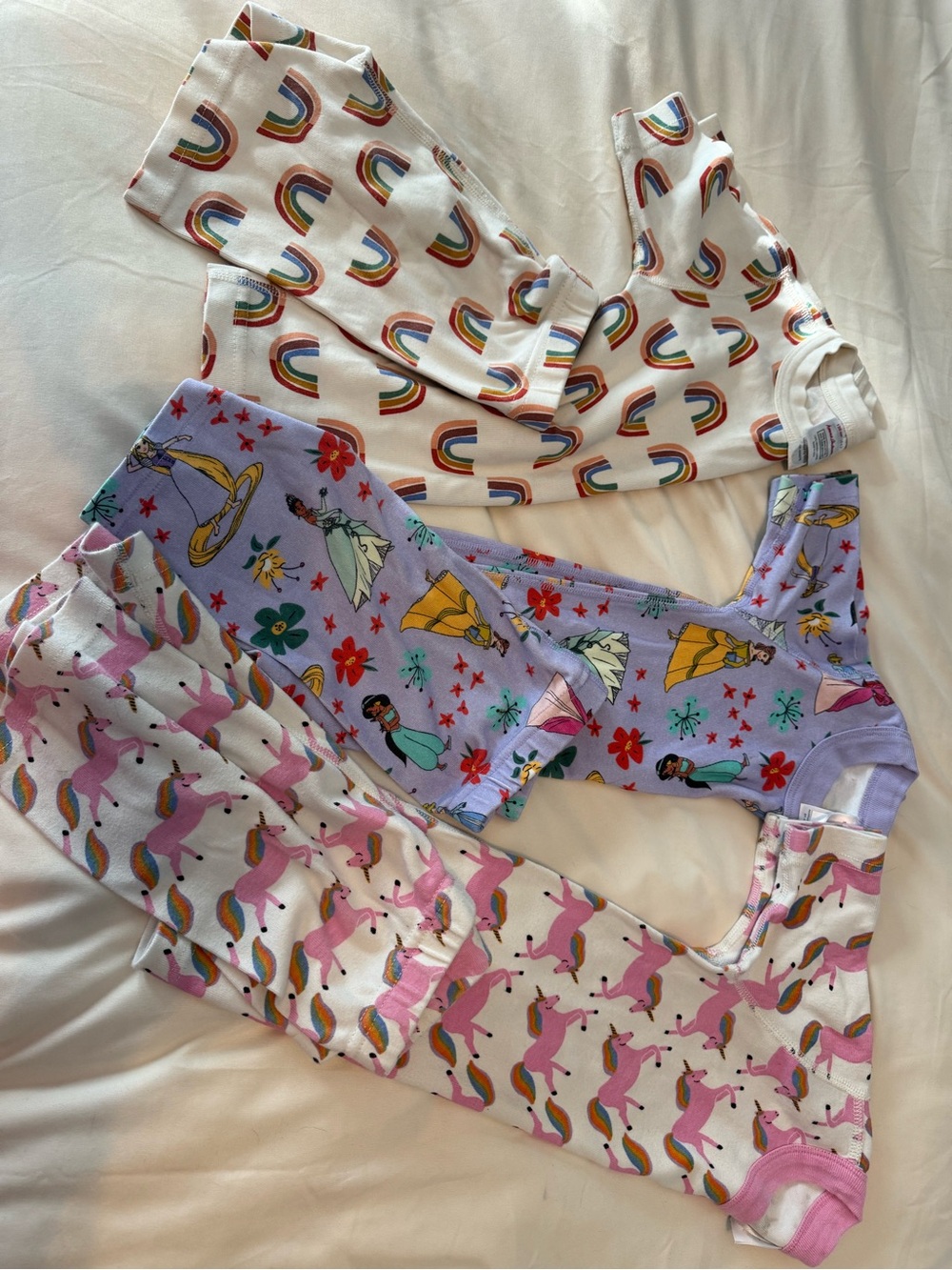 3 Hanna Anderseon size  6-7 Rainbow, Unicorn & Princess Cotton Sleepwear Set